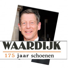 Bert Waardijk luidde de Kaasbel op dinsdagavond 18 augustus