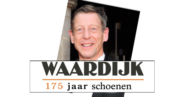 Bert Waardijk luidde de Kaasbel op dinsdagavond 18 augustus